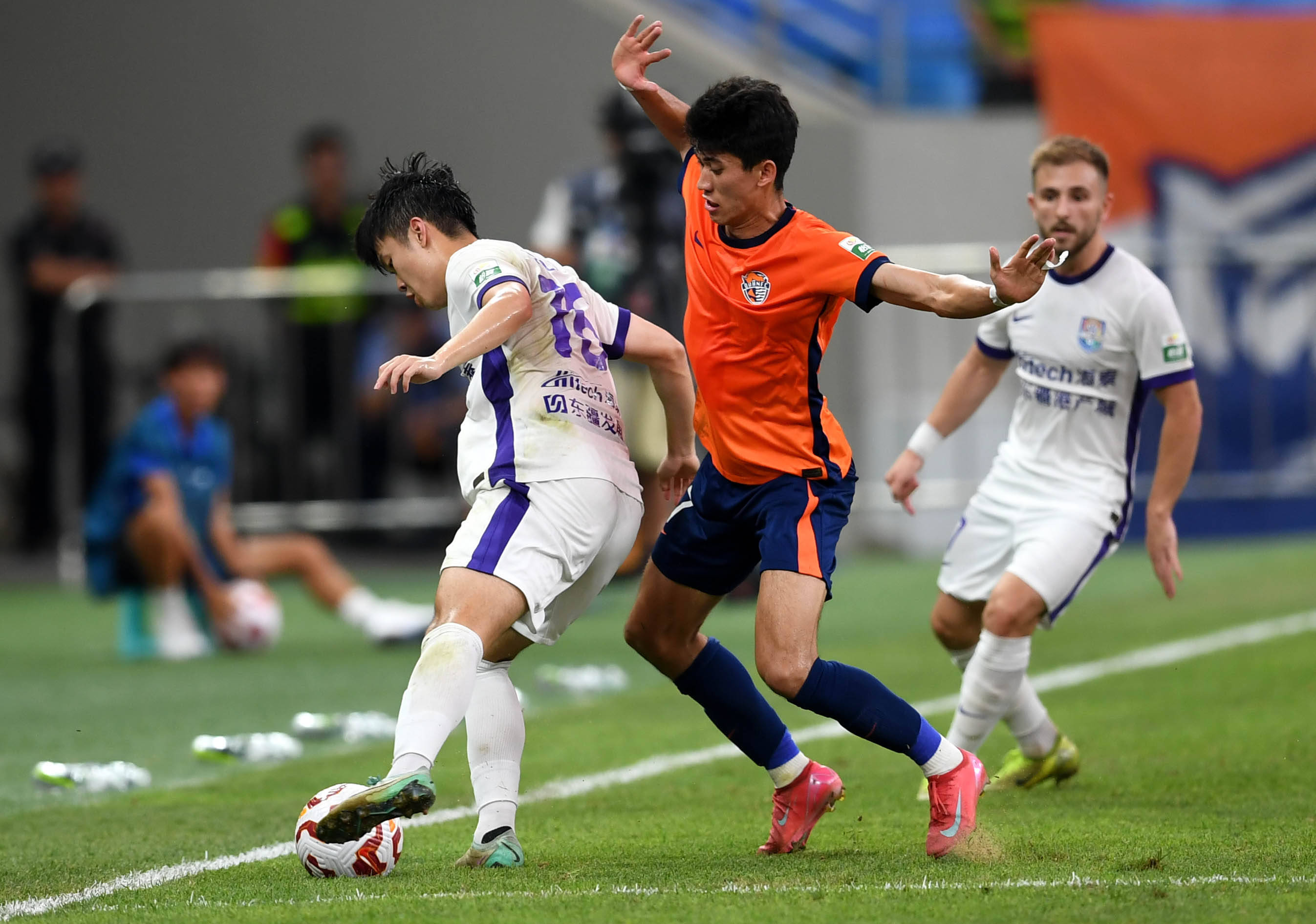 伤势加重的 伤势加重的