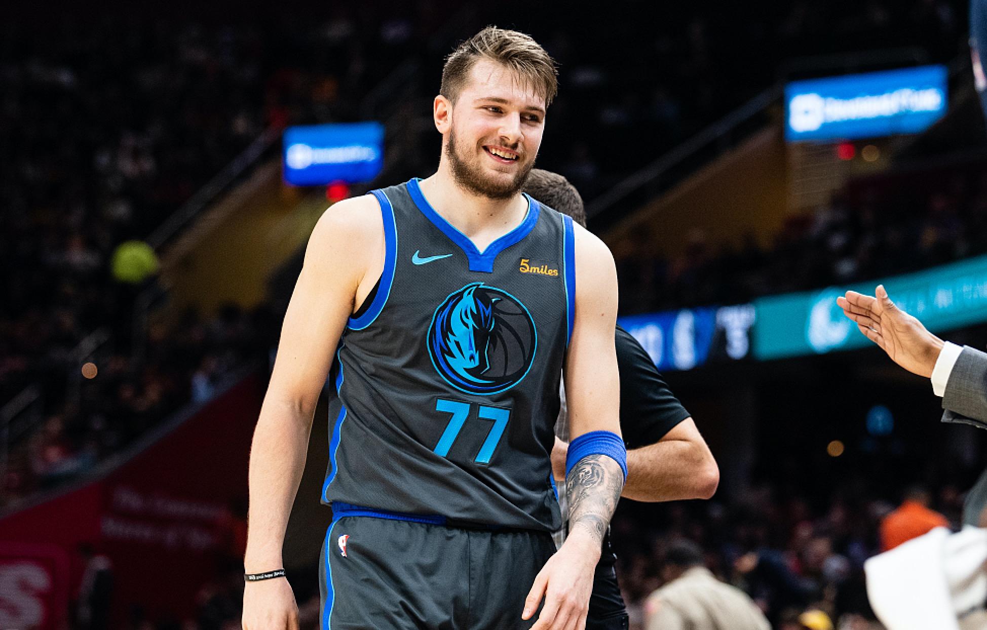 时刻和具体 时刻和具体